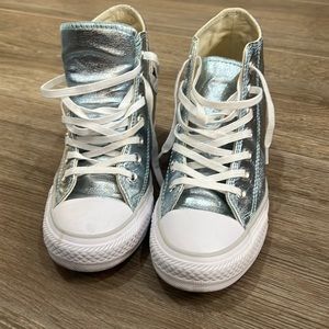 Converse mid elevated size 5.5 great condition